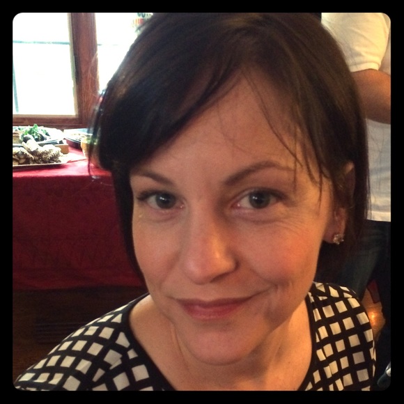 Hi, I'm Sarah! - Picture 1 of 2