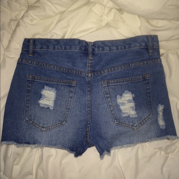 High waisted shorts - Picture 2 of 3