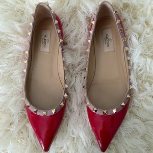 Authentic  Valentino rockstud