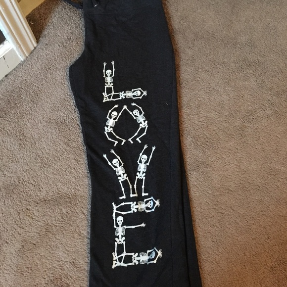 Sweat pants