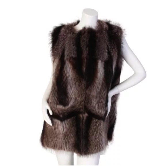 Kastoria custom fox fur vest o/s, flawless