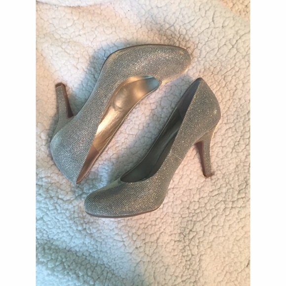 Silver Pumps