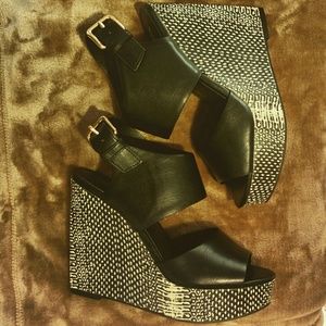 Black and white wedges