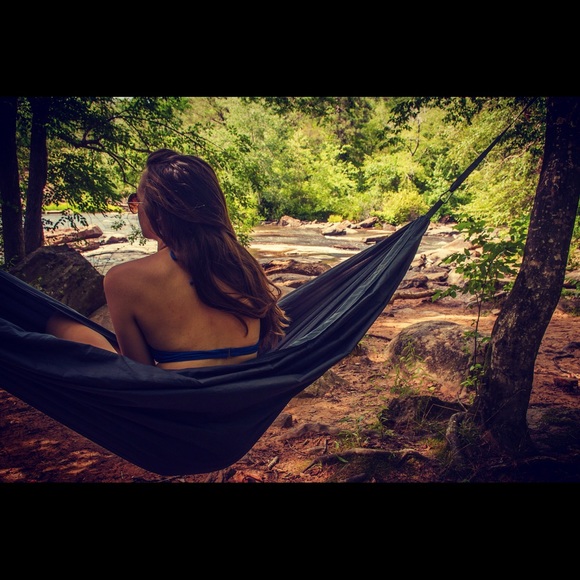 meet your posher, sam โ๐ป๏ธ - Picture 2 of 4