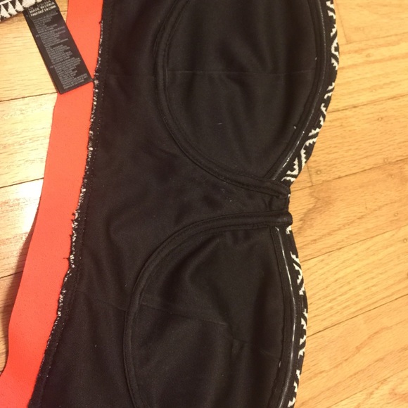 large strapless - Picture 4 of 4