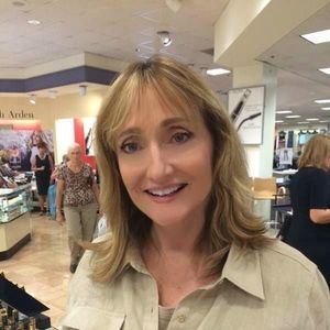 Meet your Posher, Jenny