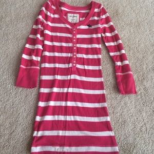 pink and white striped Abercrombie top