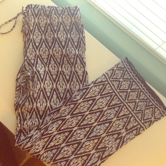 Topshop Pants - TOPSHOP Aztec print pants