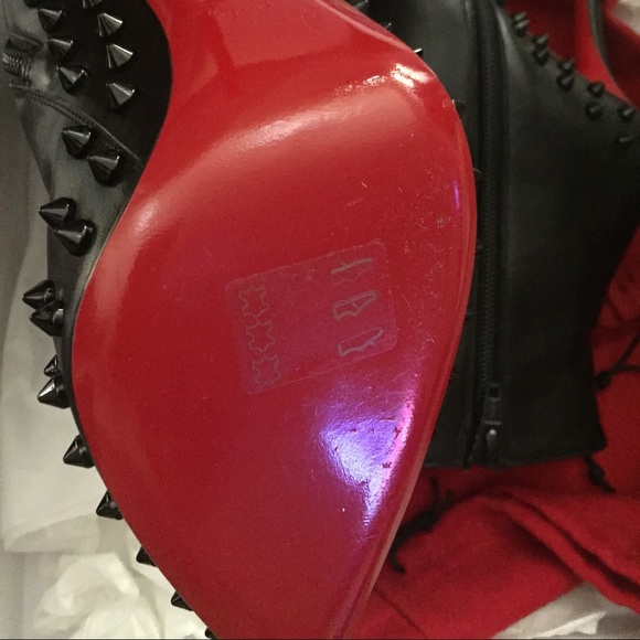 ✨ Christian Louboutins ✨ - Picture 2 of 4