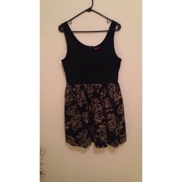 ✨Elle dress✨