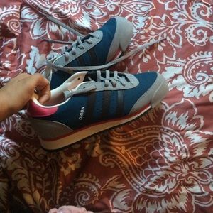 Addidas