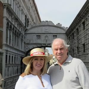 Meet your Posher, Sandy