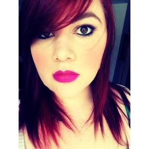 Meet your Posher, Caitlin