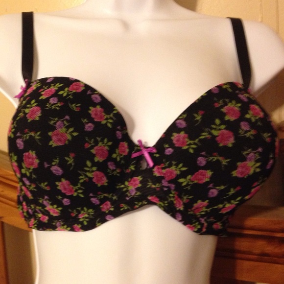 Betsy Johnson bra