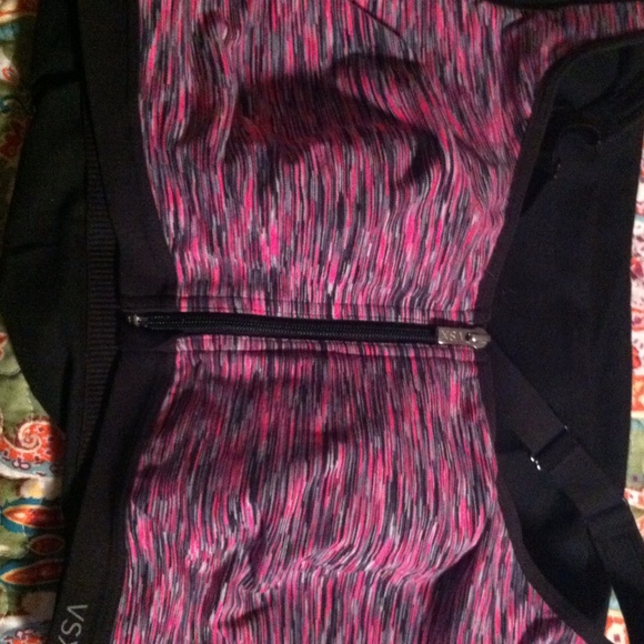 Victoria's Secret knockout front close 36DD bra