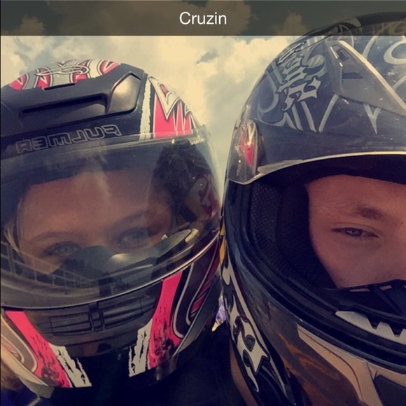 Meet your Posher! - Picture 2 of 3