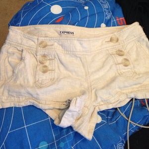 Express tan shorts size 6 with buttons