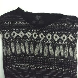 Empyre extra small feather crop shirt