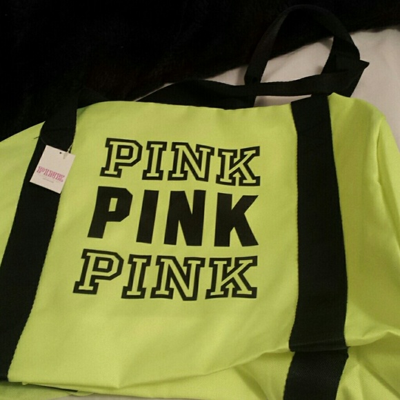 PINK Victoria Secret Duffle Bag