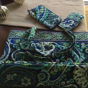 Vera Bradley tote,matching wallet & eyeglass case