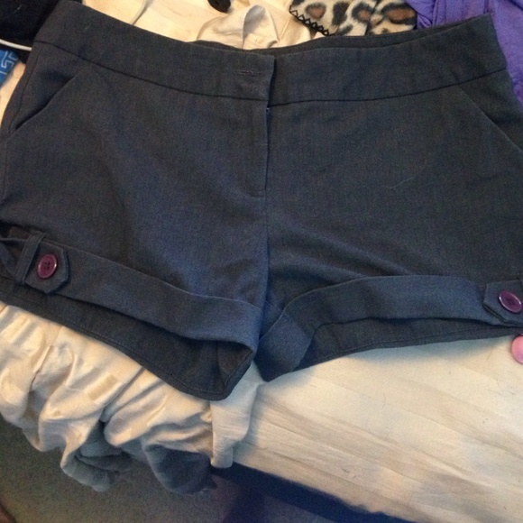 Grey dress shorts sz 7