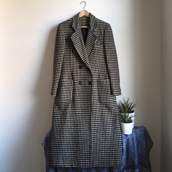Long Houndstooth Wool Coat