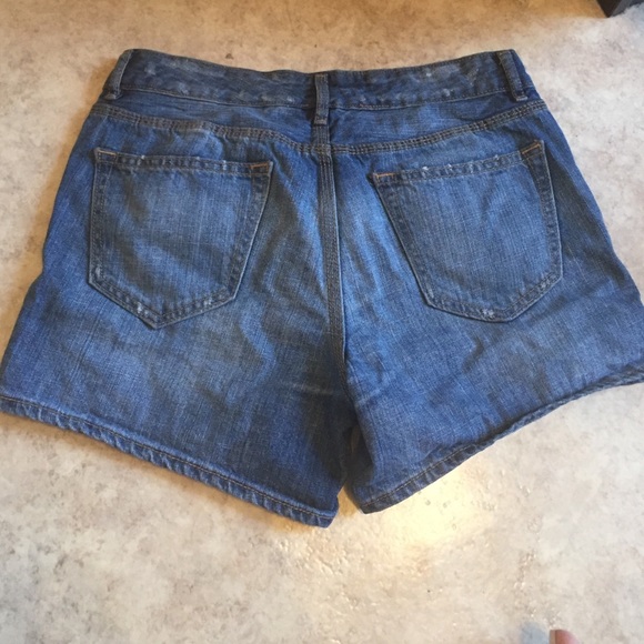 Shorts - Picture 2 of 2