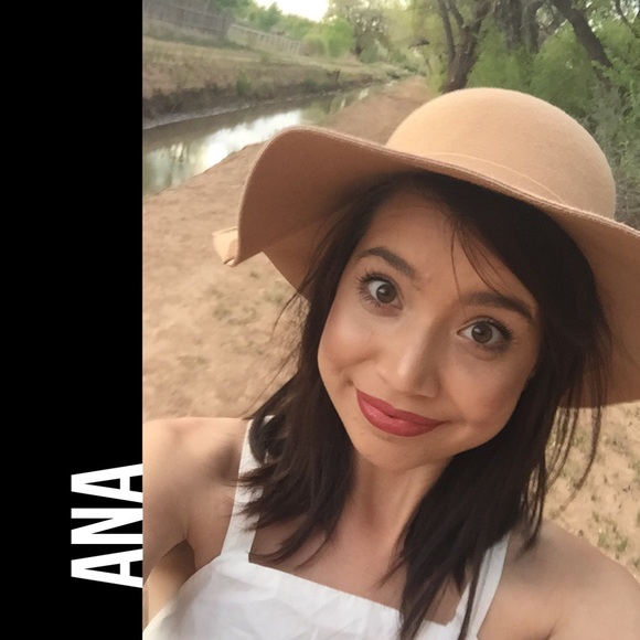 Meet the Poshers - Picture 2 of 4