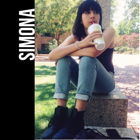 Meet the Poshers - Picture 4 of 4