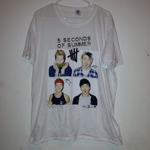 5 seconds of summer squares oversized tee
