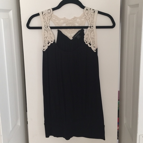 Tops - Black tank top
