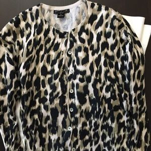 August Silk Petite Large sweater