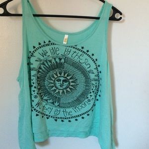 Mint top moon design