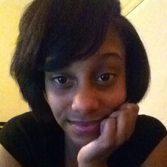 Meet your Posher, Jazmine - Picture 1 of 1