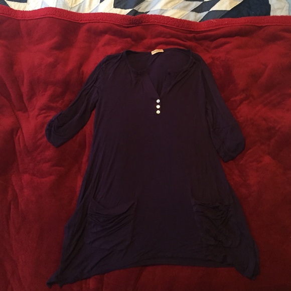 Dark purple quarter sleeve blouse