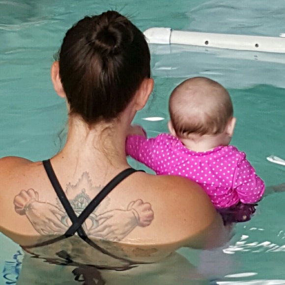 Sammie - Meet your Posher - Picture 3 of 4