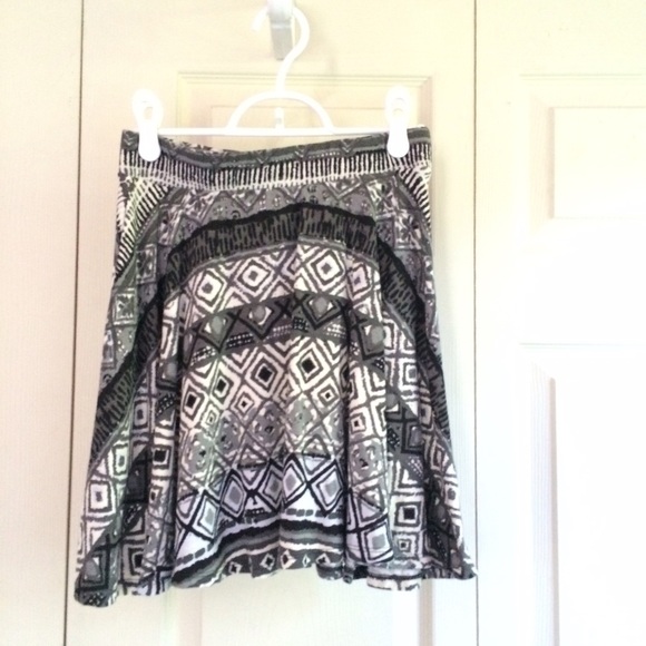 grey, black, and white skater skirt