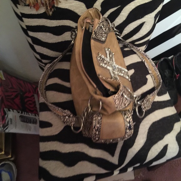 Purse - Picture 2 of 3