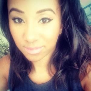 Meet your Posher, Jewel