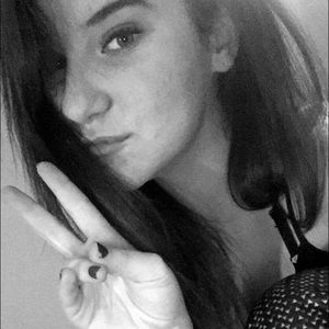 Meet your Posher, Jena