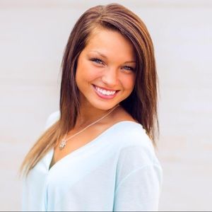 Meet your Posher, Skylar