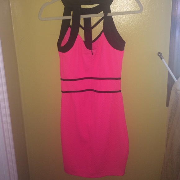 Dress - Picture 2 of 2