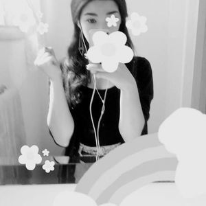 Meet your Posher, Serena