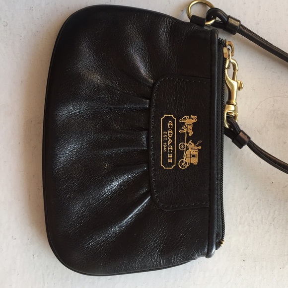 Coach wristlet - Picture 2 of 3