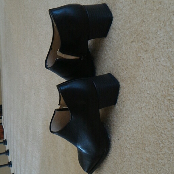 Boot - Picture 3 of 4