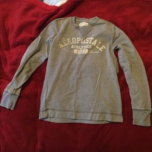 Gray long sleeve sweatshirt