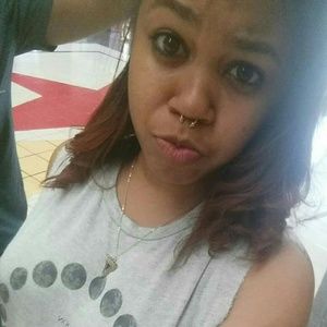 Meet your Posher, Marie