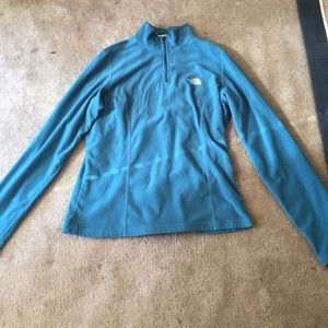 Women's fleece north face pullover jacket