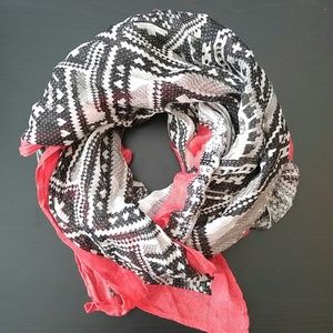 Gap scarf