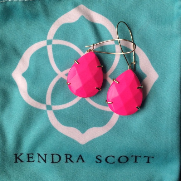 Allison Drop Earrings